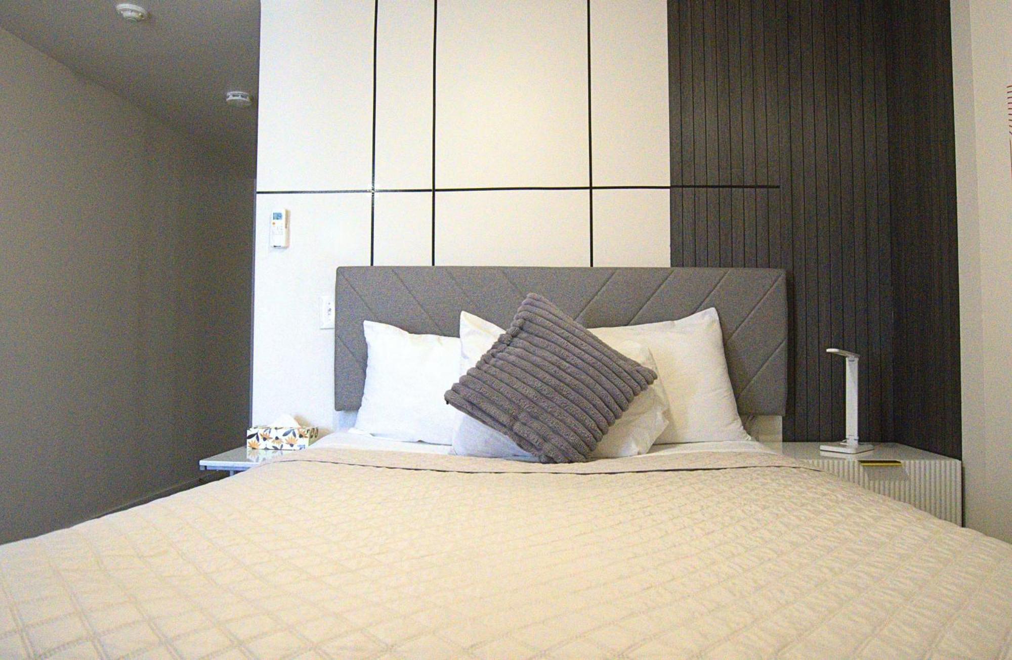 Comfort Room 1 Queen Bed,1739364472:JPEG